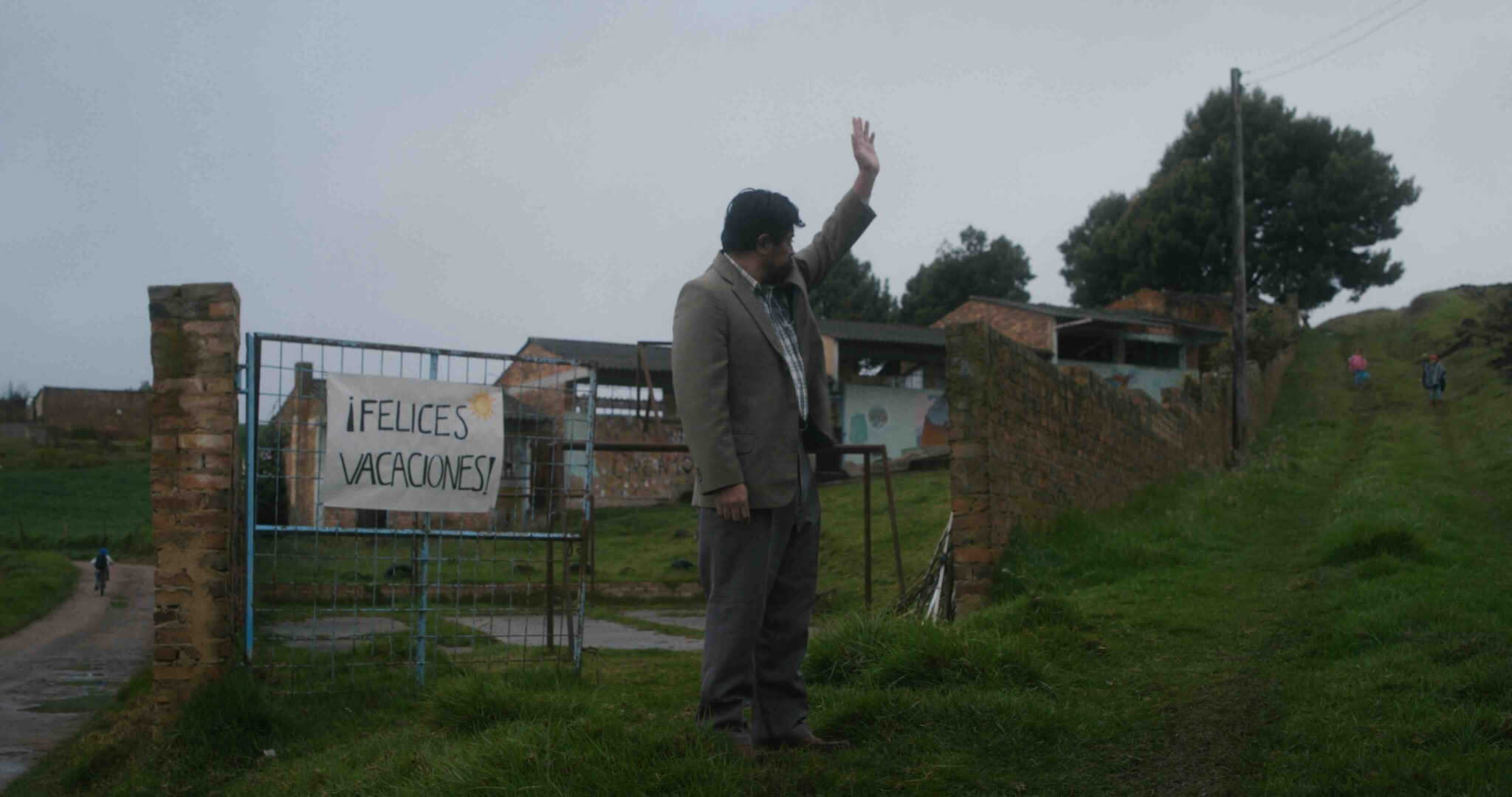 AGACHAR EL ROSTRO - STILL 1 (1)
